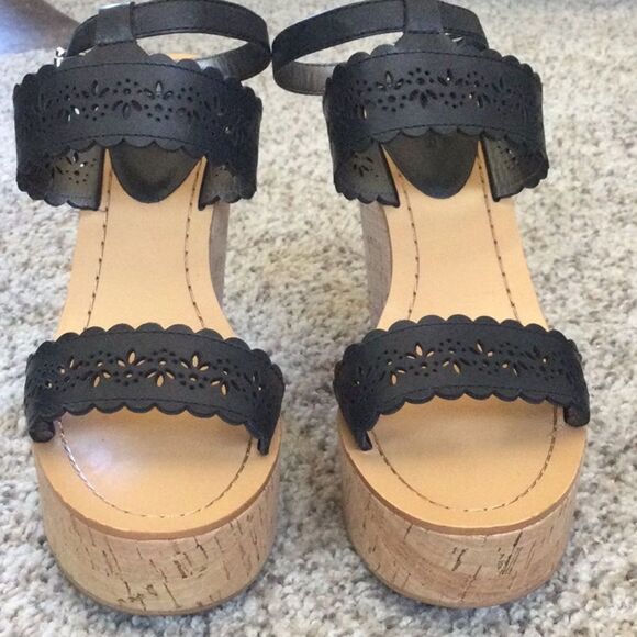 GENA WEDGE (COACH Q3605) Size 9.5 - Picture 9 of 11